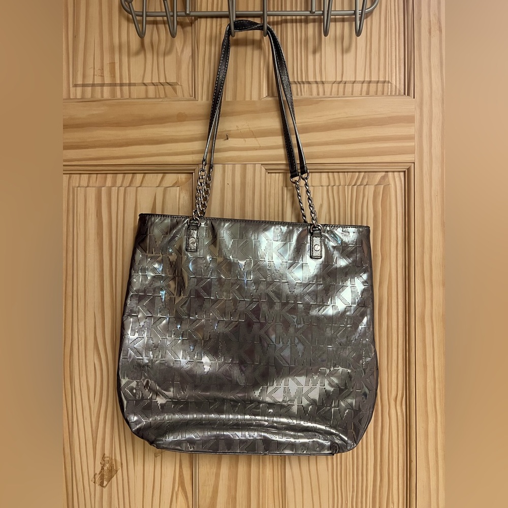 Silver Metallic Michael Kors Tots